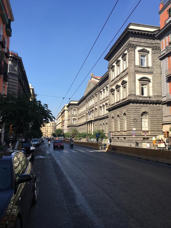 Neapolitan Rooms エクステリア 写真